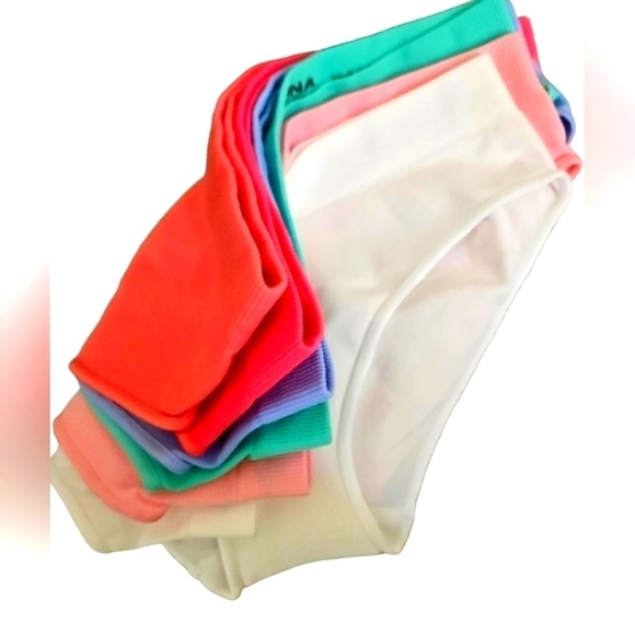 GIRLS Comfortable Seamless Underwear Hipster Panties Multipack - Picture 4 of 8
